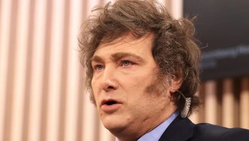 Milei suspendió su viaje a Las Vegas y viaja solo a Los Ángeles