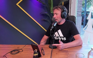 Esteban Giuliani; secretario de Obras Públicas: "Falta muy poco para que los pergaminenses puedan disfrutar del Teatro y del Microestadio""