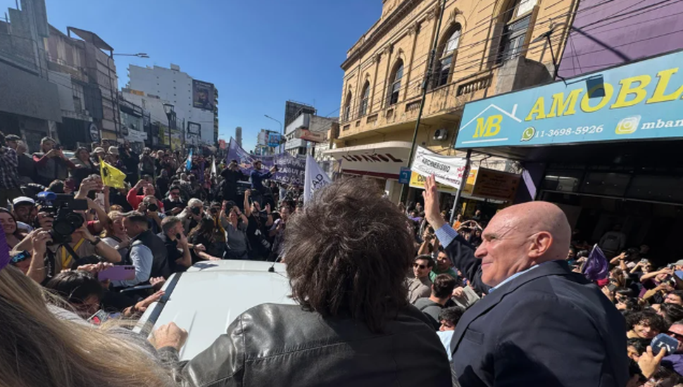 Tras los piedrazos en Lomas, Milei expresó: "Kukas carentes de ideas"