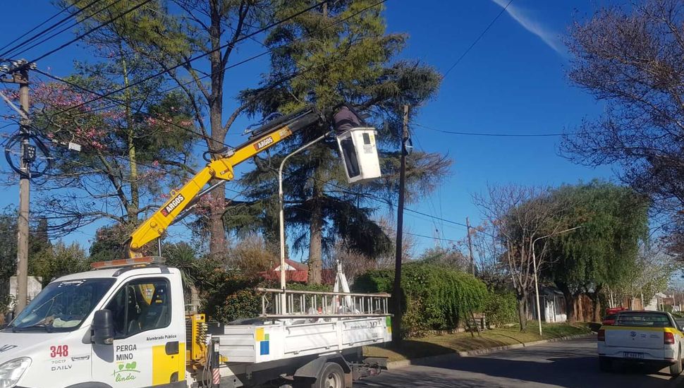 Nueva luminaria LED para el barrio Atahualpa Yupanqui