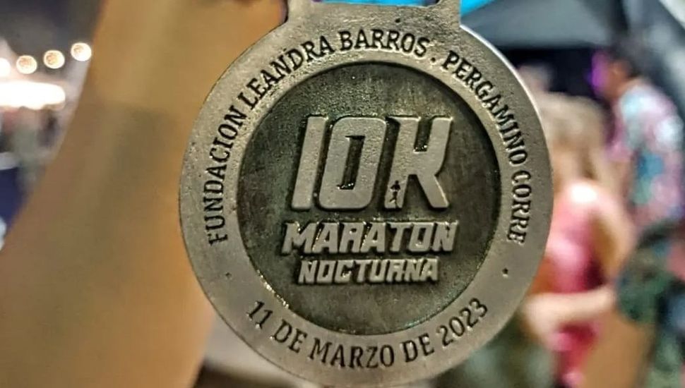 Enzo Fernández y María Aguilar, los ganadores de la maratón nocturna “Pergamino Corre”