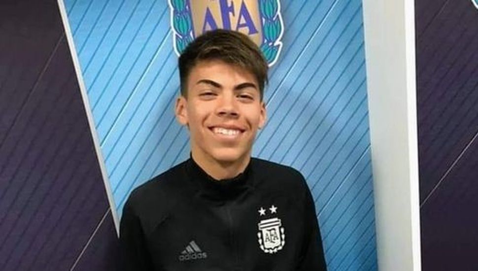 El rojense Santiago Espíndola fue convocado para la Selección Nacional Sub15