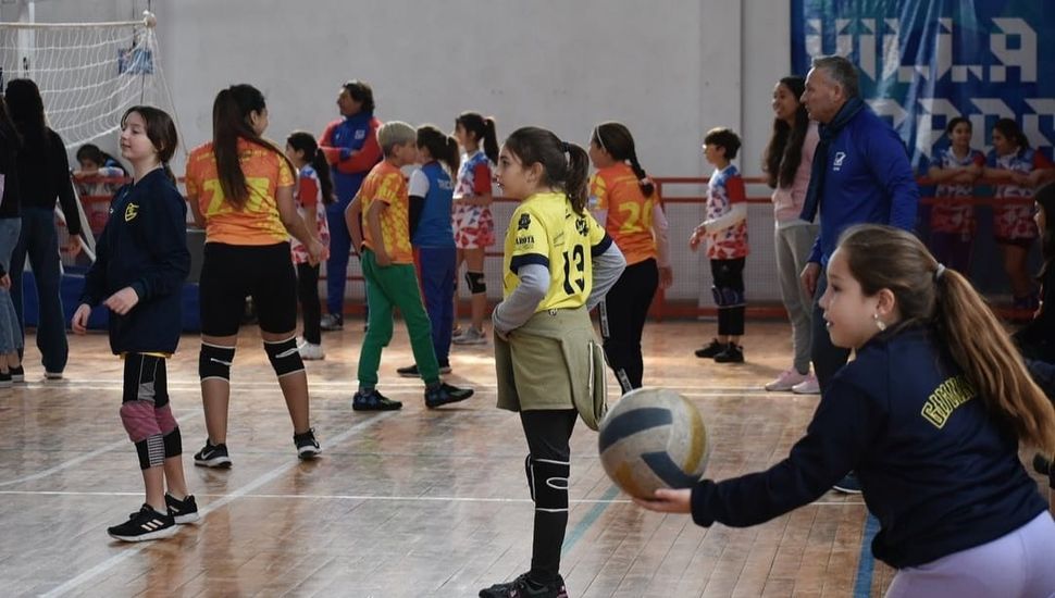 El Club Alianza fue sede de un encuentro de Mini Vóley