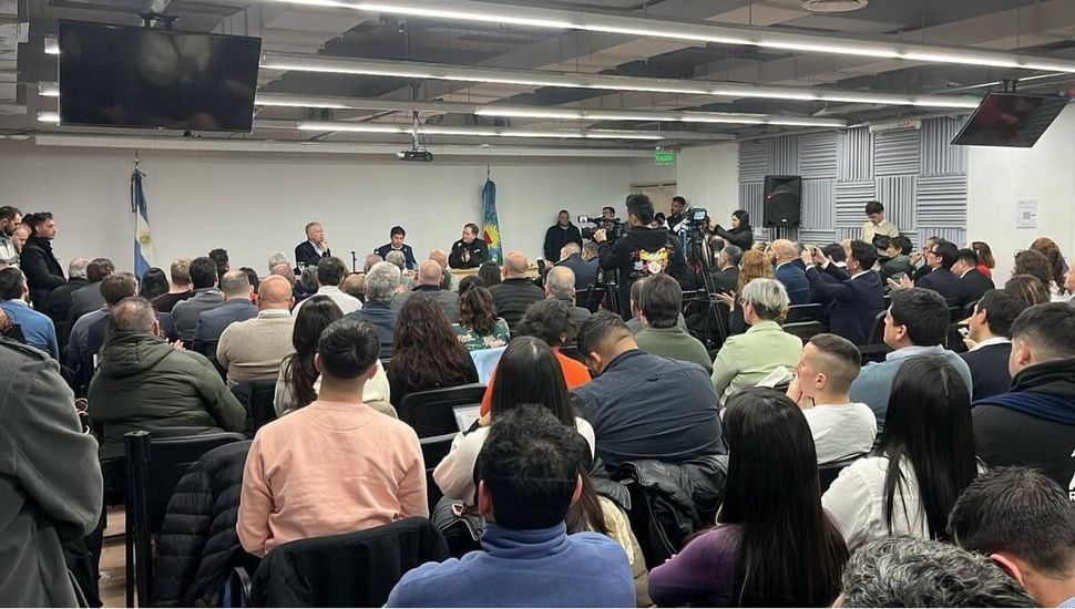 El municipio de Rojas estuvo presente en un importante seminario sobre seguridad