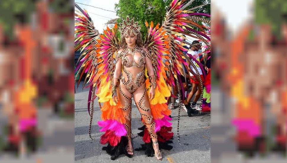 Rihanna reapareció en el Carnaval de Barbados