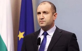 Bulgaria: renunció el presidente Rumen Radev