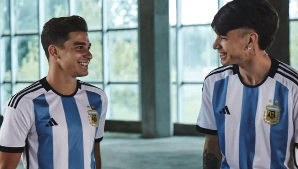 Argentina usará la camiseta titular ante Australia
