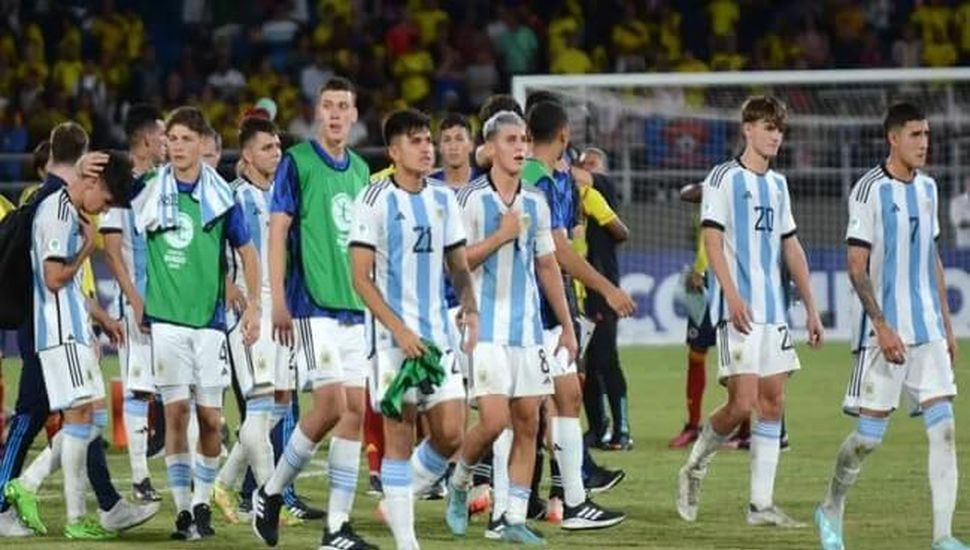 Fuera de todo: Argentina perdió con Colombia y quedó eliminada