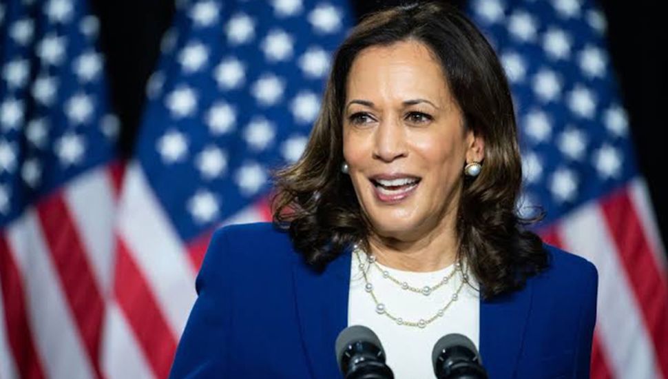 Kamala Harris busca hacer historia como mandataria