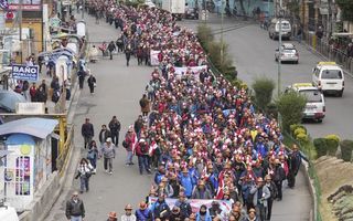 Siguen las multitudinarias protestas en Bolivia