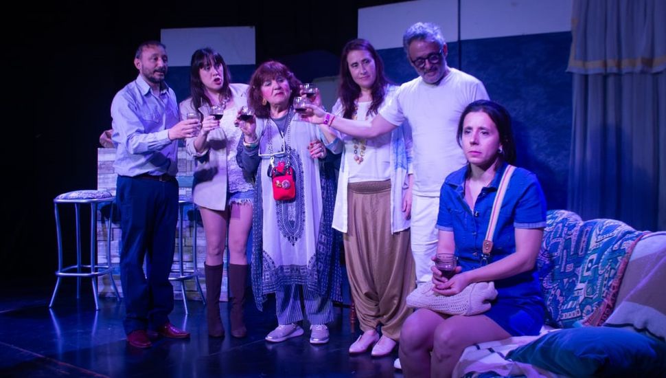 "Paranormales": la comedia que te invita a reír y reflexionar en Habemus Theatrum