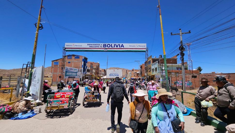 Contrabando de alimentos: Bolivia despliega militares en las fronteras