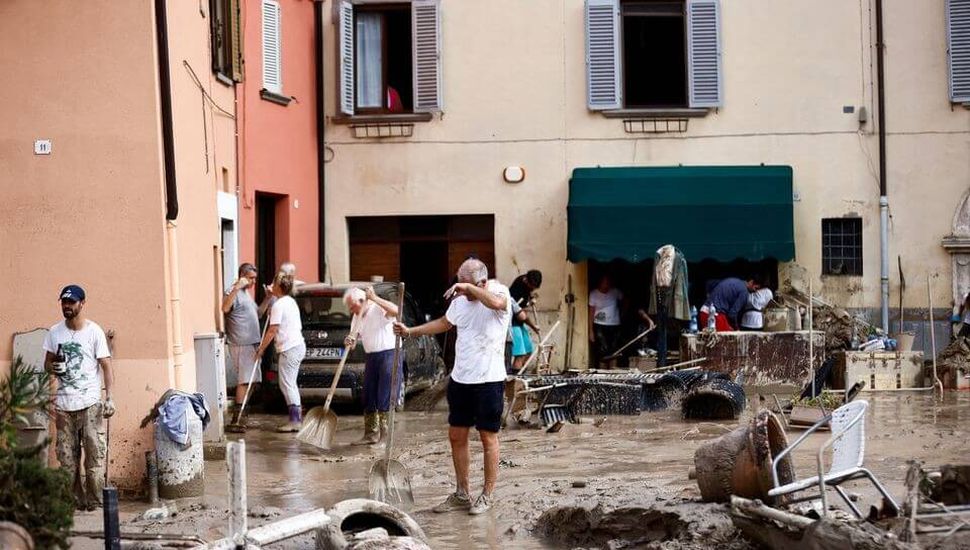 Ya suman 10 las víctimas fatales de las inundaciones en el centro de Italia