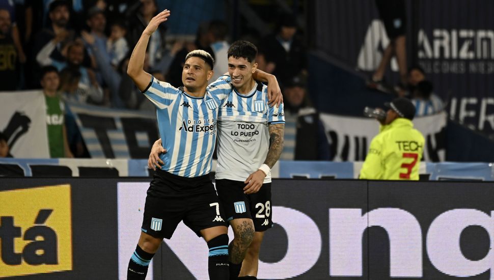 Sobre el final, Racing le ganó a Riestra