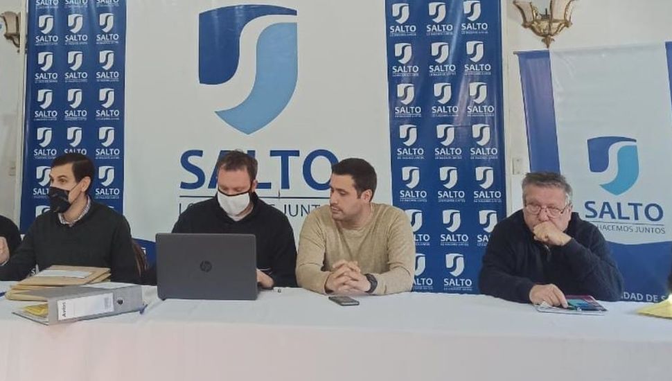 Una ampliación de red cloacal en Salto beneficiará a más de 350 hogares