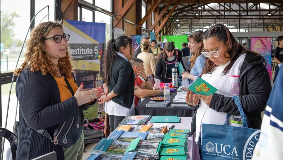 Miles de jóvenes visitaron por la Expoeducativa 2024