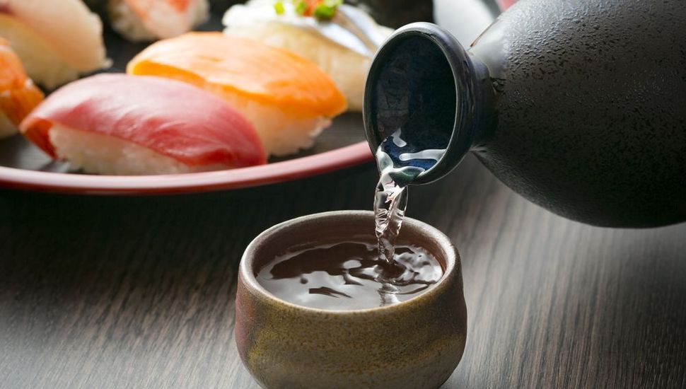 Sake, la bebida japonesa que conquista paladares argentinos, celebra su Día Internacional