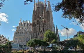 Aceleran la construcción de la Sagrada Familia con IA y drones