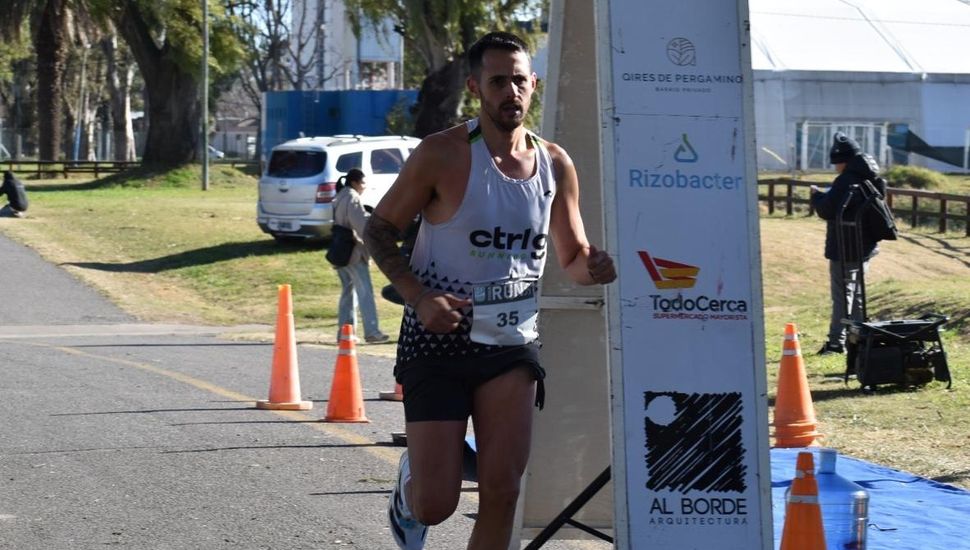 Damián Perugini, el pergaminense que correrá en el Nacional de Máster en Concepción del Uruguay