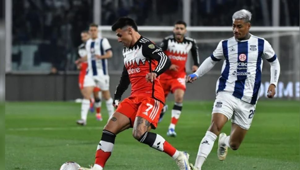 Sobre el final, River venció a Talleres en Córdoba