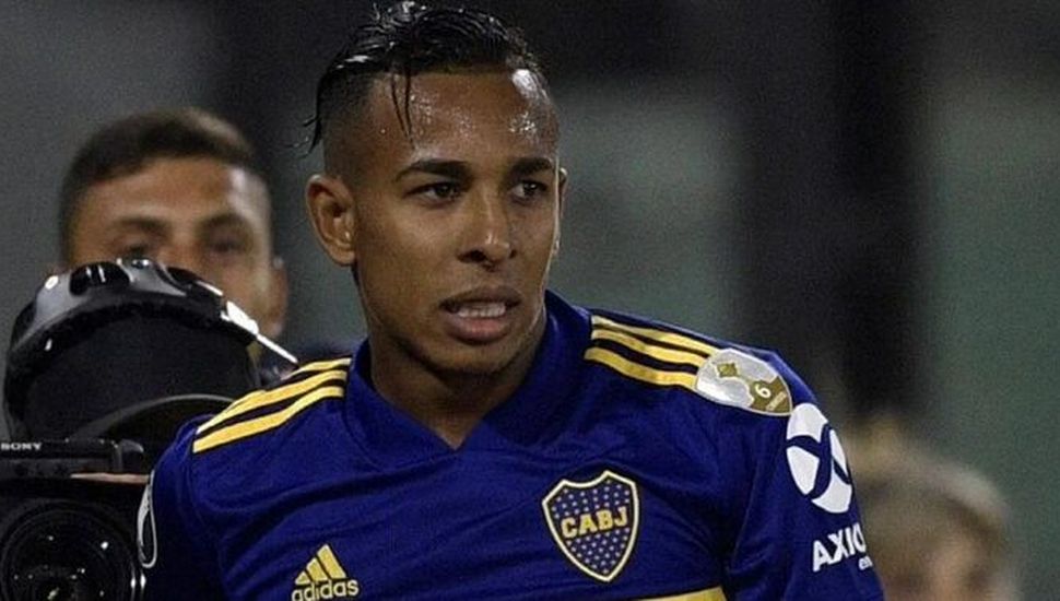 Villa intimó a Boca para volver a entrenar en el equipo