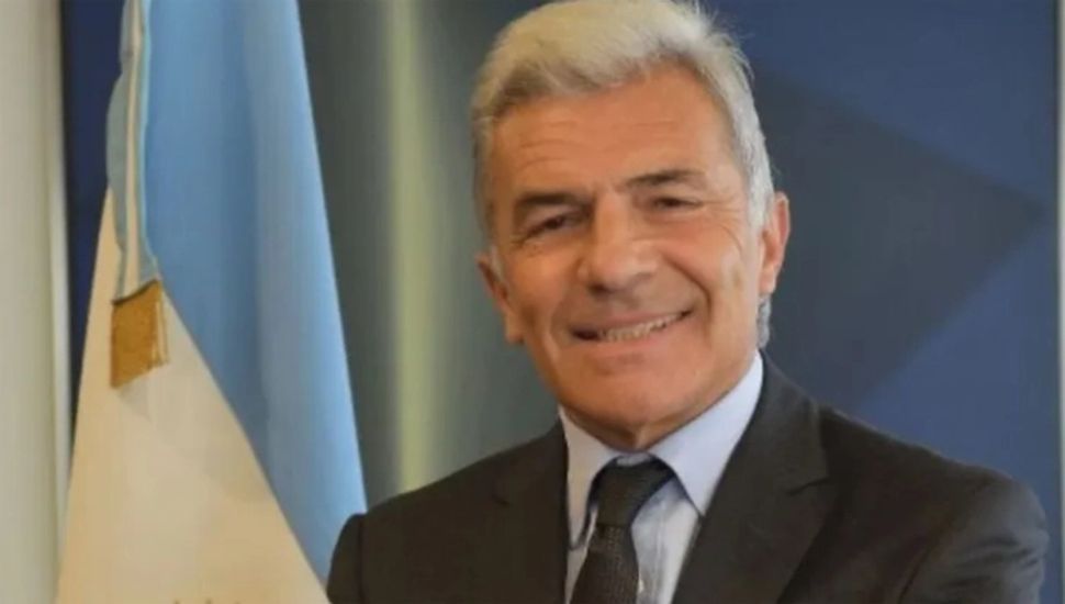 Cambio en la UIF: asume el técnico Ernesto Gaspari