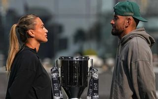 Kyrgios venció a Sabalenka y ganó la Batalla de los Sexos