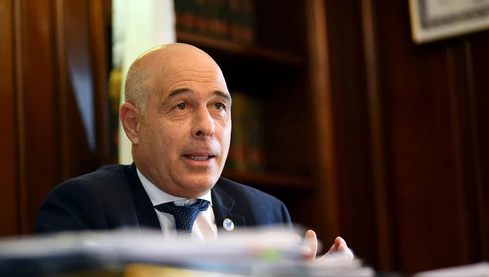 La vicepresidenta Villarruel le embarra el terreno a los Milei