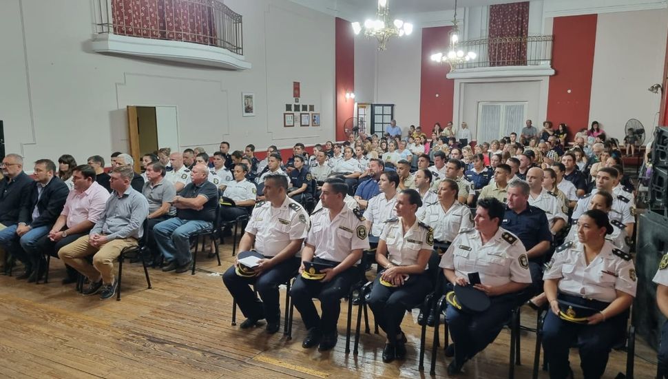 Rojas conmemoró los 202 años de la creación de la Policía Bonaerense