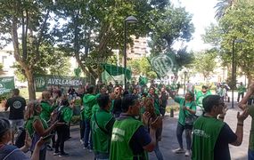 Protesta gremial en la puerta de la Municipalidad de Pergamino