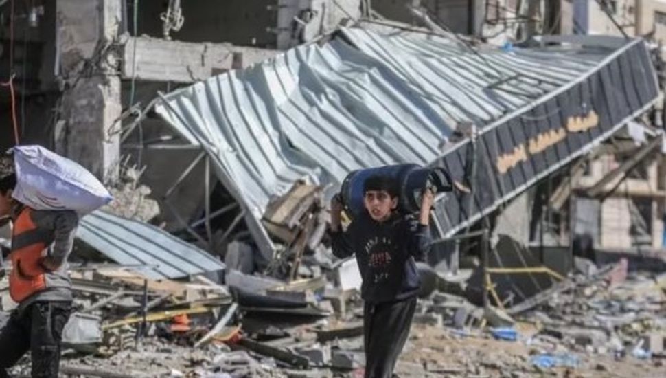 Sigue la ofensiva en la Franja de Gaza: los muertos ascienden a casi 25.000