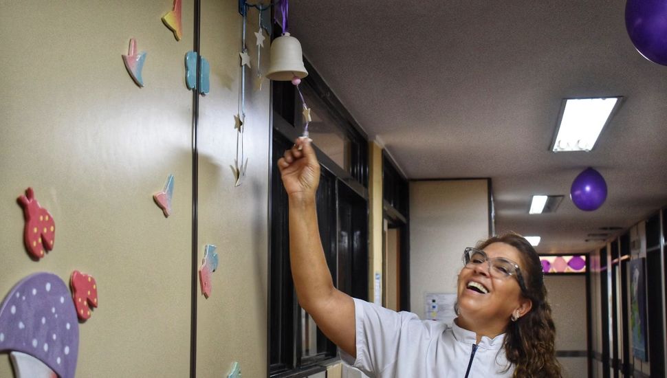 Inauguraron un mural de cerámica en la sala de Neonatología del Hospital San José