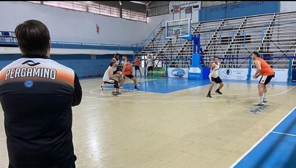 Pergamino Básquet enfrenta a Somisa de San Nicolás