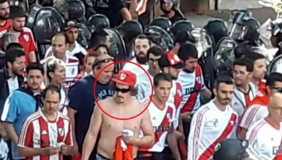 Detuvieron al Barra de River que agredió al micro de Boca en la final de la Libertadores de 2018