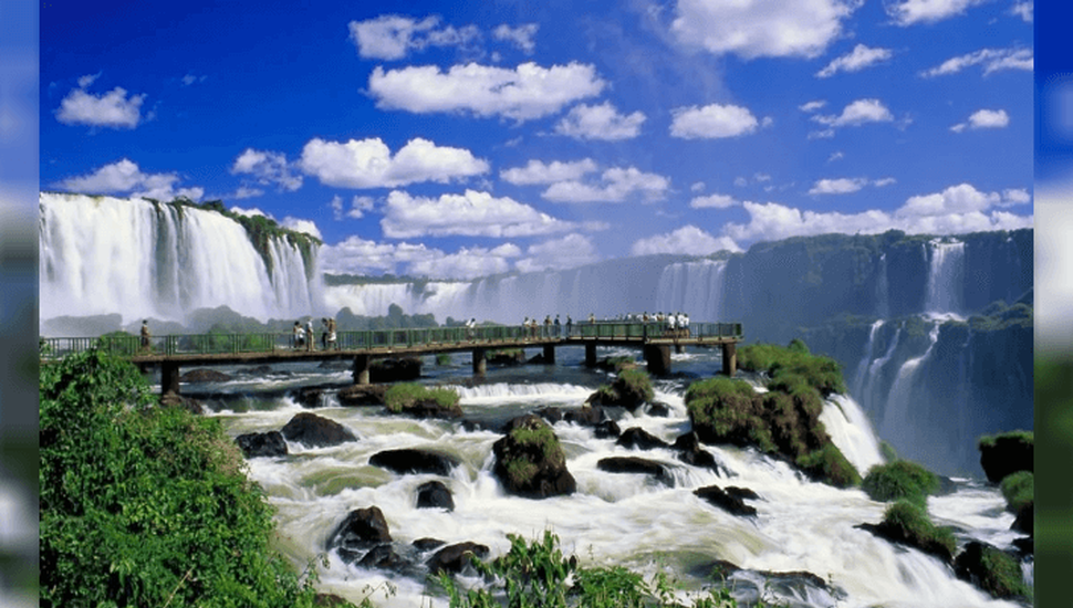 Vuelos hacia Cataratas del Iguazú por menos de 40 mil pesos: cómo conseguirlos