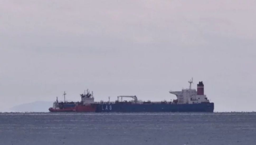 Irán se apoderó de dos petroleros griegos