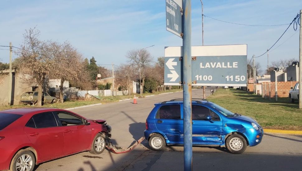 Dos mujeres fueron trasladadas al Hospital de Pinto luego de protagonizar un choque