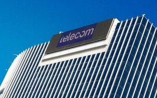 Telecom coloca 600 millones de dólares