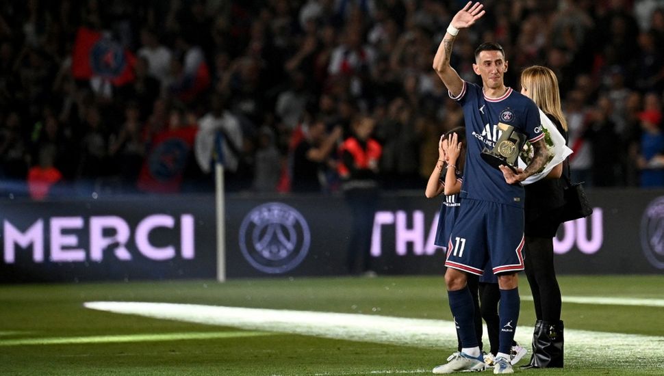 Di María jugó su último partido en el PSG y lo despidieron con una gran ovación