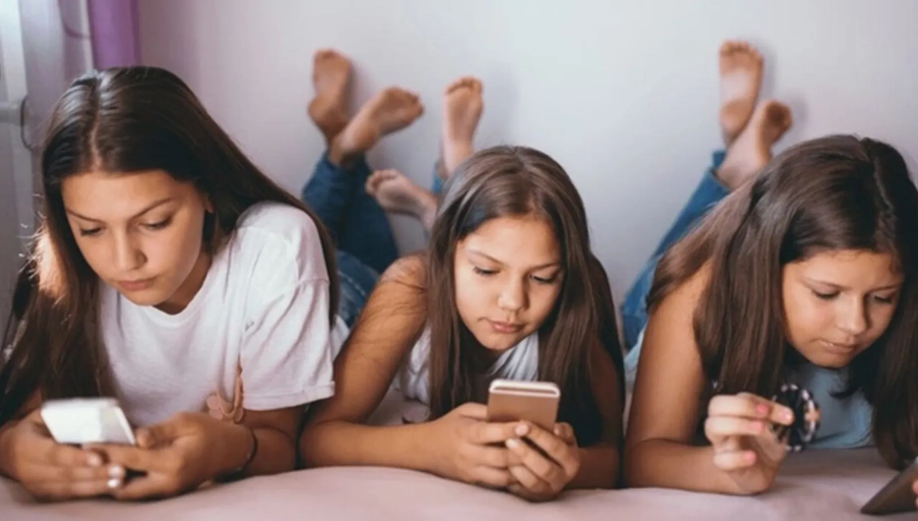 Australia refuerza la prohibición de redes sociales a menores • Diario ...