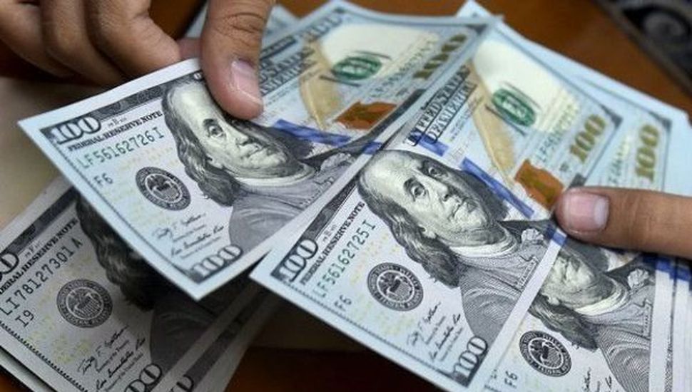 El dólar blue volvió a su nivel máximo en el año