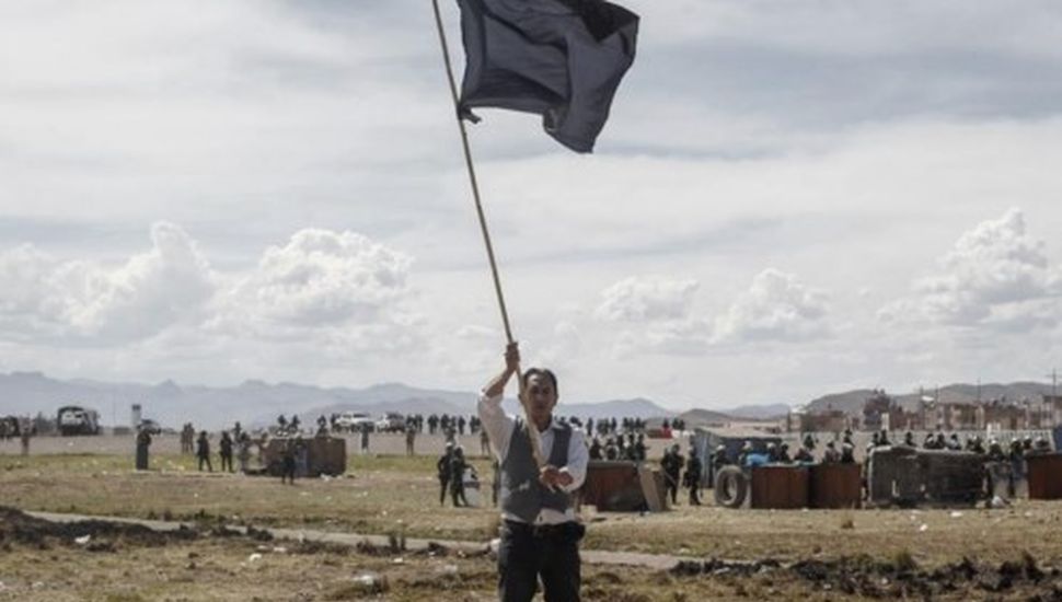 Las movilizaciones en Perú se extienden a 10 regiones y llegan a Lima