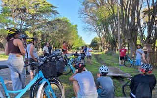Turismo sustentable en Pergamino: bicicleteada al atardecer en Mariano Benítez