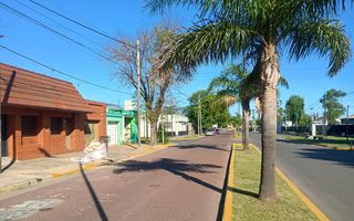 Zona Este de Acevedo, un sector con identidad ferroviaria que se debate entre la tranquilidad y el paso del tiempo
