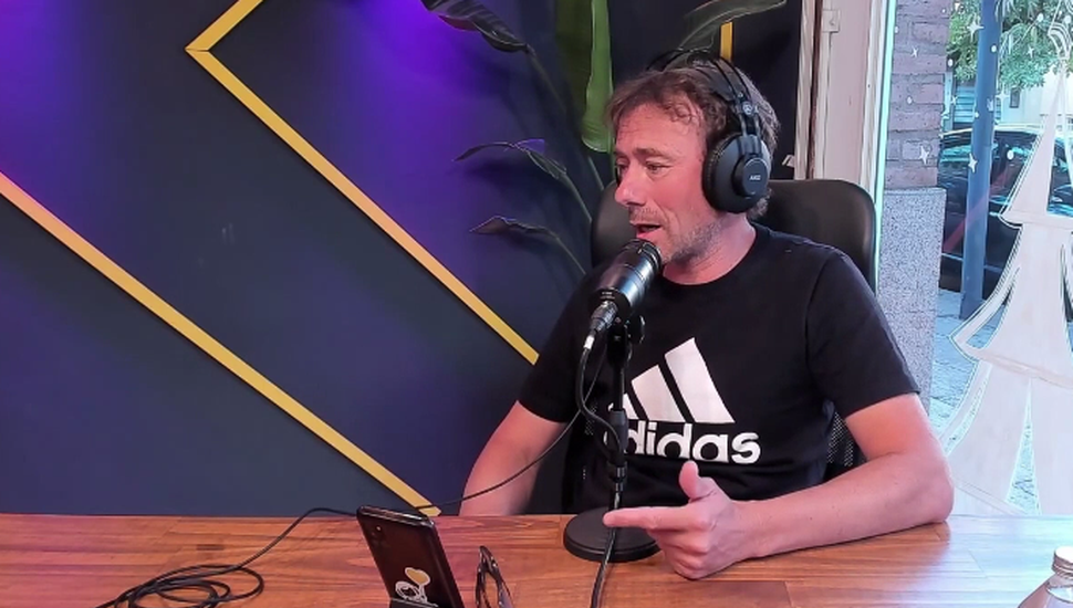 Esteban Giuliani; secretario de Obras Públicas: "Falta muy poco para que los pergaminenses puedan disfrutar del Teatro y del Microestadio""