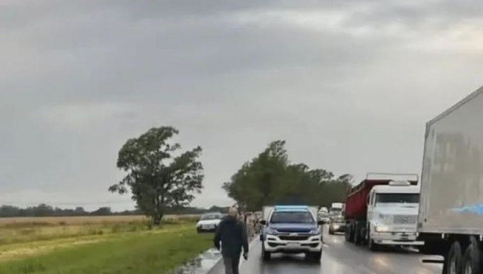 Tres policías fallecidos en un accidente sobre la Ruta Nacional 9