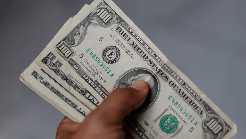 El dólar blue cerró la semana en alza a $289