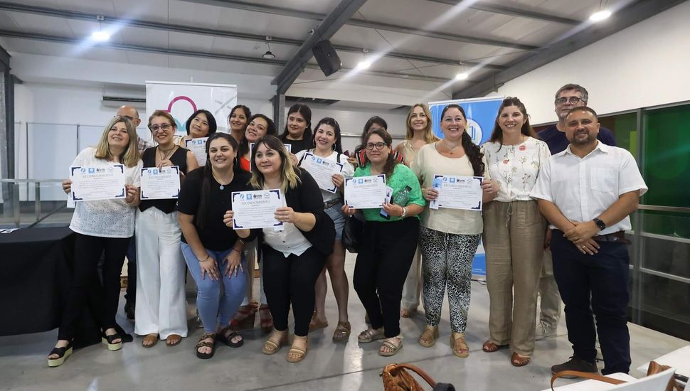 Se realizó el acto de cierre del año académico en Colón