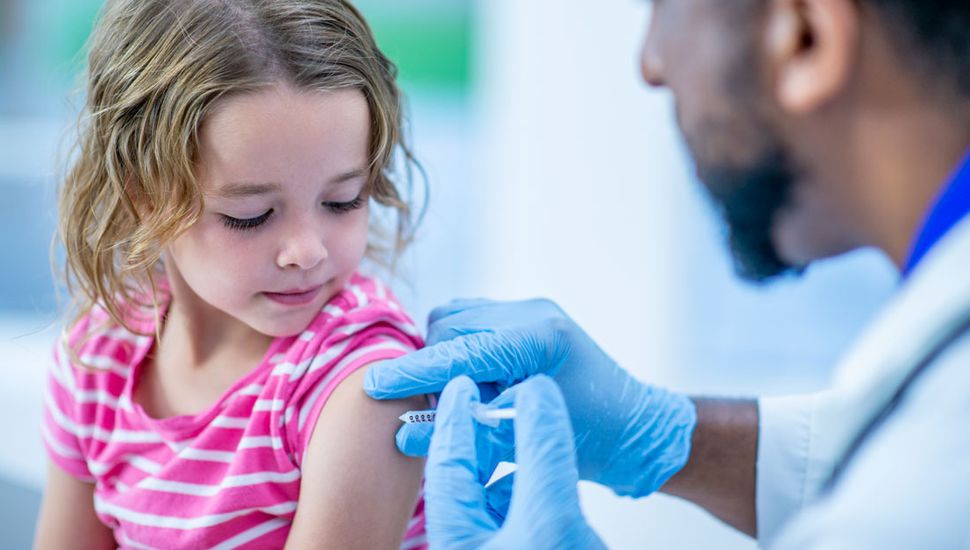 Dónde aplicarse gratis las vacunas de ingreso escolar en Pergamino