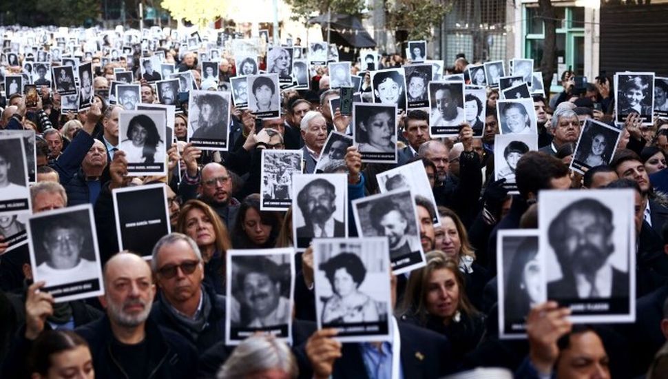 Terrorismo e impunidad: los mensajes por los 30 años de la AMIA